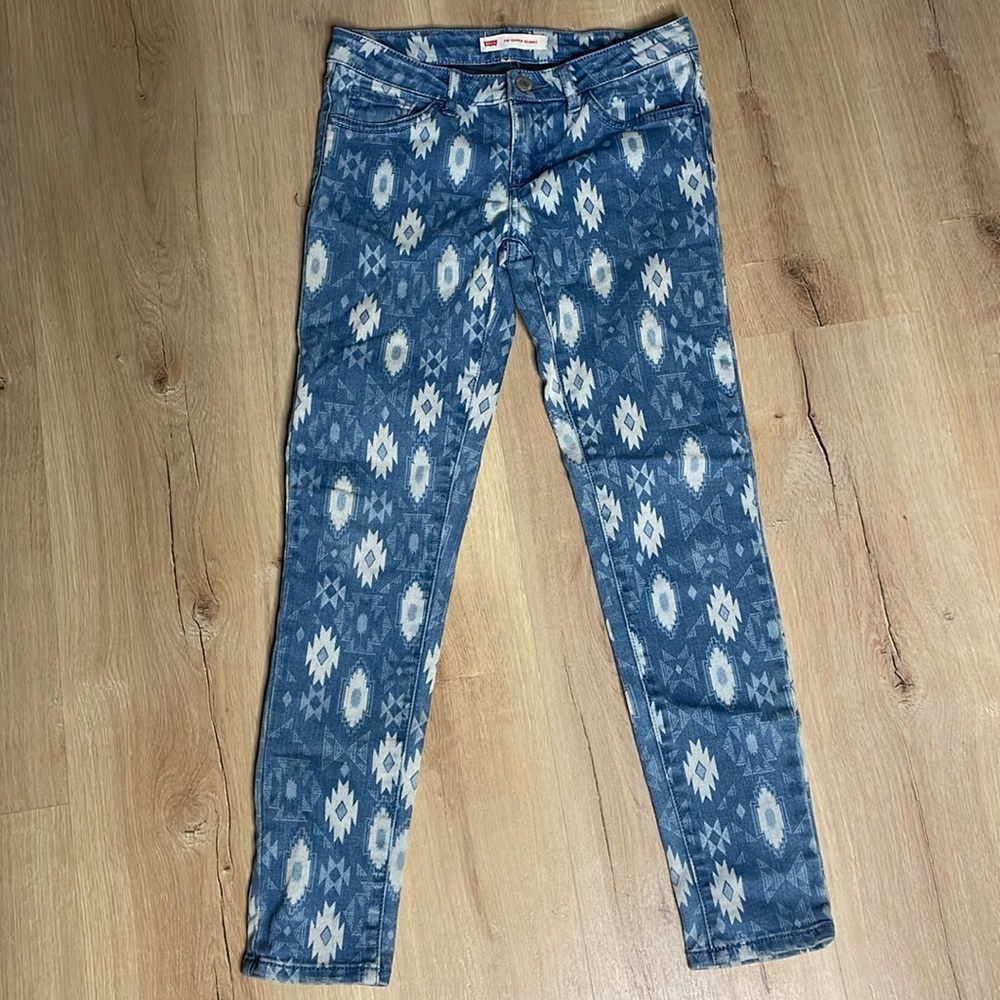 Levi’s 710 Super‎ Skinny Blue Patterned Jeans. Size 10 reg. Excellent condition!
